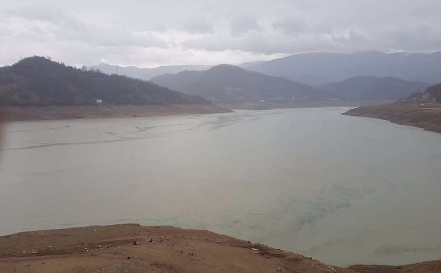 Pogledajte: Nivo vode u Jablaničkom jezeru vraća se na staro