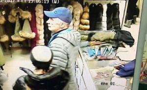 Prodavci mole za pomoć: Prepoznajete li ovog čovjeka, ukrao skupocjenu bundu