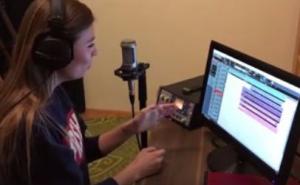 Ruke i glas - ovoj djevojci ništa više ne treba da vas očara