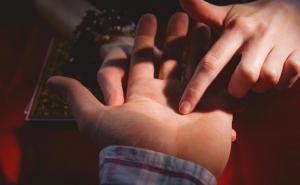 U dlanu je zapisana sudbina: Otkrijte šta govore vaše linije