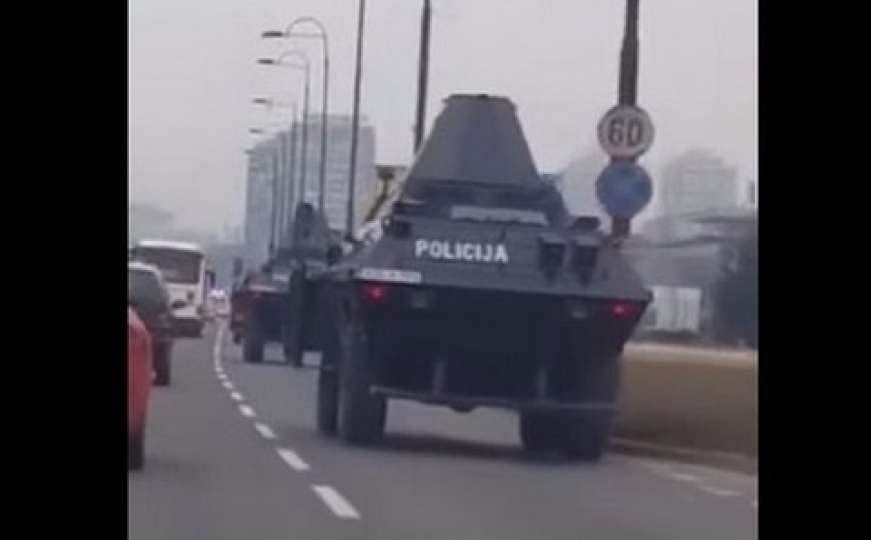 Građani uznemireni: Zašto su oklopna vozila policije na ulicama Sarajeva?