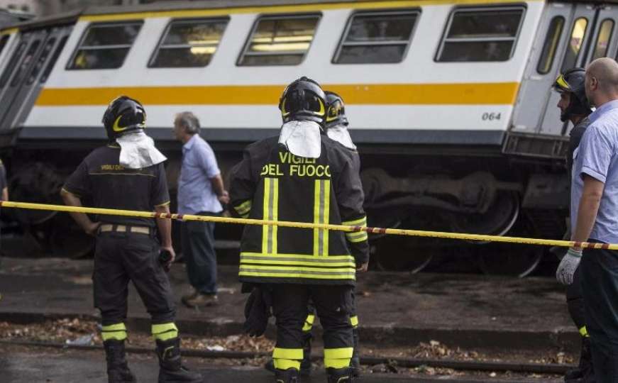 Sudar putničkog i teretnog voza: Poginula jedna osoba, šest povrijeđeno