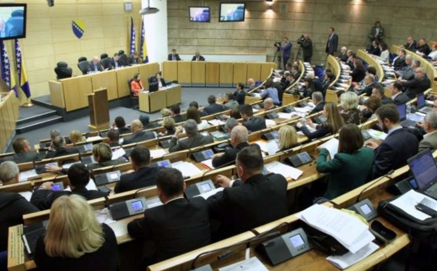 Nakon deset sati zasjedanja: Parlament FBiH uspio usvojiti dnevni red