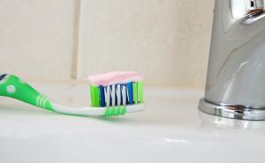 Pet bezazlenih stvari koje radite svaki dan a štete vašem zdravlju