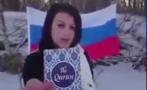 Šest godina zatvora ženi koja je urinirala na Kur'an, pa ga spalila