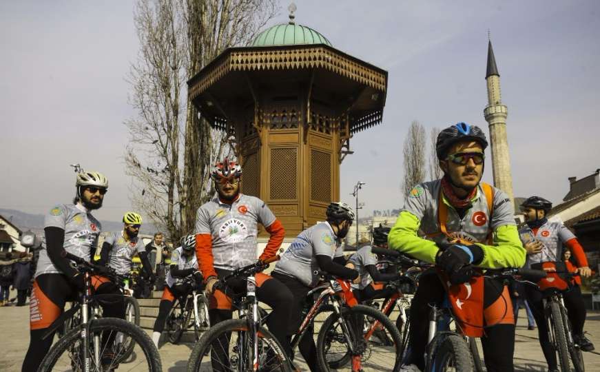 Biciklisti iz Turske dolaskom u Sarajevo okončali putovanje po Balkanu