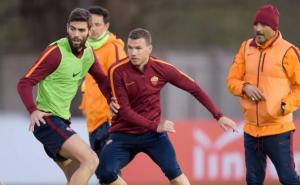 Džeko odmara protiv Villarreala, poslastica na Artemio Franchiju