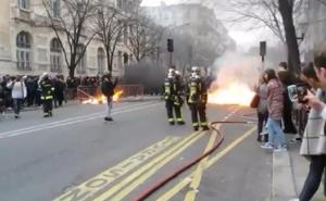 Žestoki protesti zbog sumnje da su policajci silovali mladića