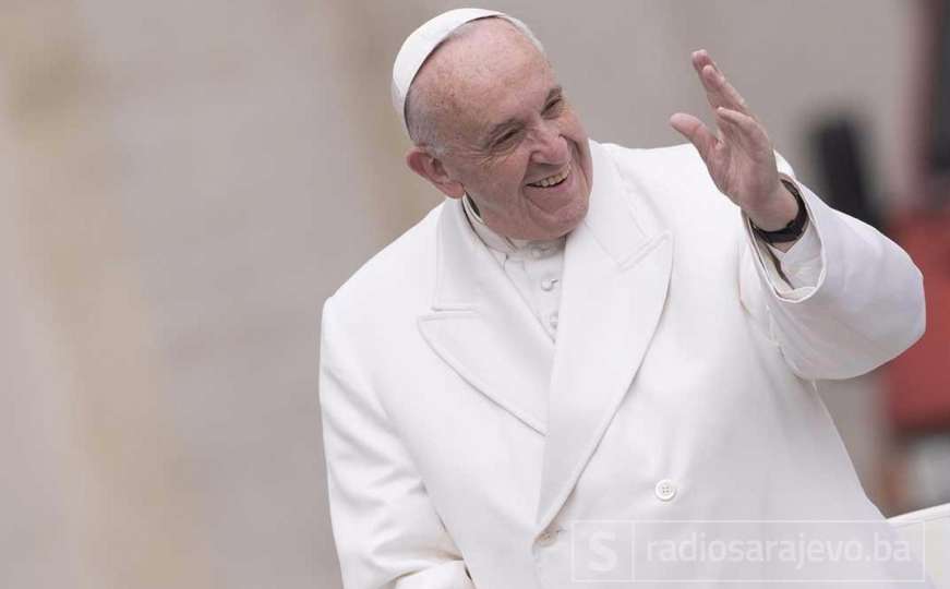 Papa Franjo: Bolje je biti ateist nego loš krišćanin