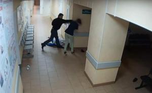 Uznemirujuće: Potukao se u kafiću, a onda išaketao medicinske sestre u bolnici