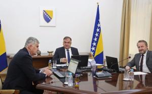 Iz Haaga Izetbegoviću, Ivaniću i Čoviću stigla diplomatska pošta