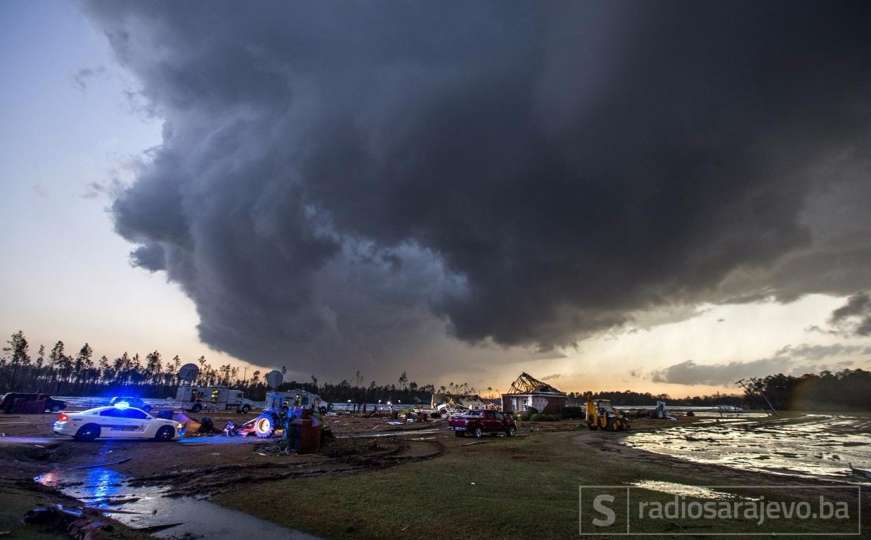 Snažan tornado tutnja SAD-om: Ugroženo 45 miliona ljudi
