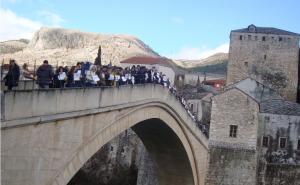 Mladi sa Starog mosta poslali zajedničku poruku - „0 za diskriminaciju!“