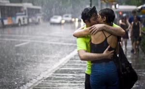 Ljudi koji se češće seksaju - sretniji su!