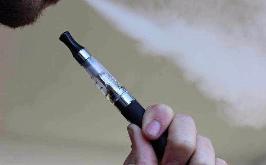 E-cigareta dobiva jednak tretman kao i duhanska