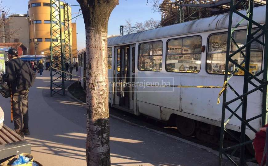 Strujni udar na tramvaju na Ilidži: Povrijeđen radnik GRAS-a