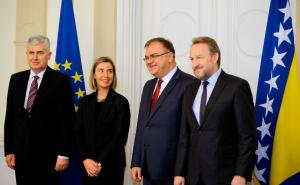 Federica Mogherini stigla u Sarajevo: Dočekali je Ivanić, Izetbegović i Čović