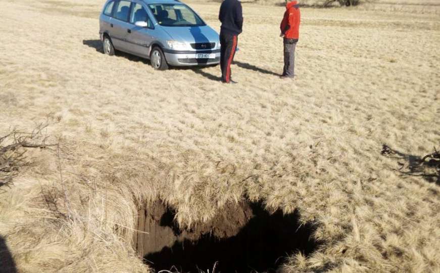 Misterija kod Tomislavgrada: Otvorila se jama duboka oko 10 metara
