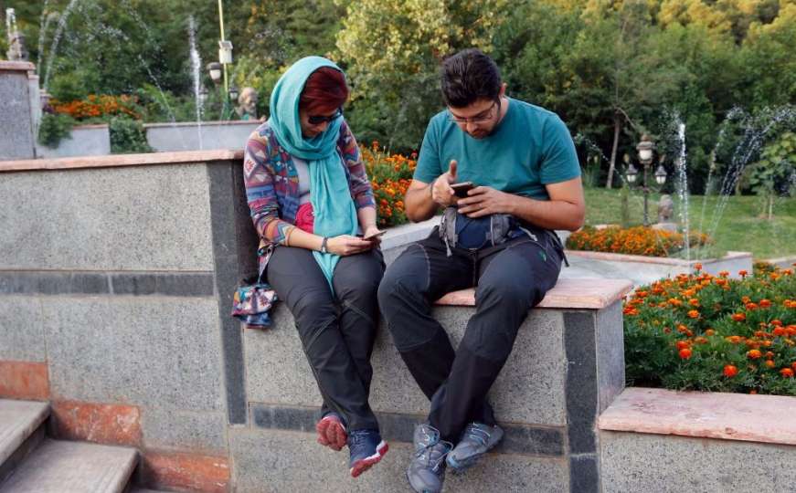 Iran će možda zabraniti društvene mreže, evo zašto 