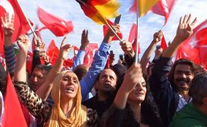 Šta je pozadina referenduma koji je usijao odnose Turske i EU