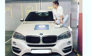 Nastavak rasprodaje: Zlatna gimnastičarka Alija Mustafina rastaje se od BMW-a X6