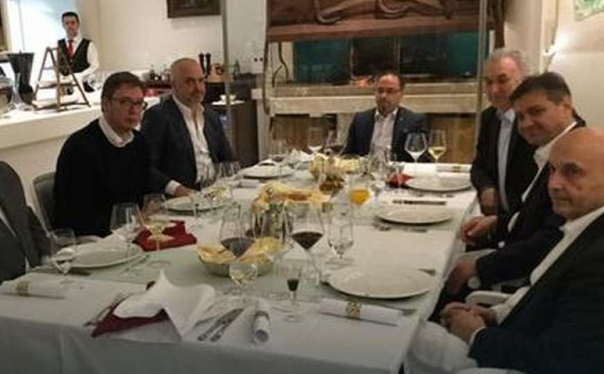 Napeto na večeri lidera u Sarajeva: Vučićevo pitanje naljutilo Mustafu