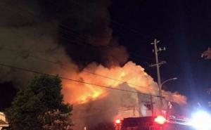 Požar na porodičnoj kući gasile četiri ekipe: Jedna osoba provrijeđena