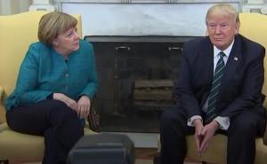 Trump ponovo izazvao skandal: Odbio se rukovati sa Merkel