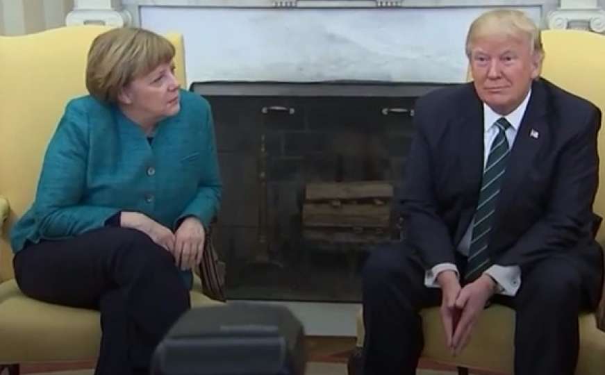 Trump ponovo izazvao skandal: Odbio se rukovati sa Merkel