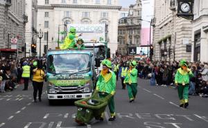 Dan Sv. Patricka: Hiljade ljudi odjevenih u zeleno na ulicama Londona