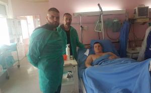 Svaka čast: Predstavnici Manijaka i Željezničara posjetili navijača Sarajeva