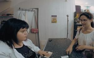 Kako biste reagirali da vas u apoteci uslužuje osoba s Down sindromom