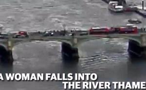 Objavljena snimka napada na London: Prikazuje i ženu kako pada u vodu