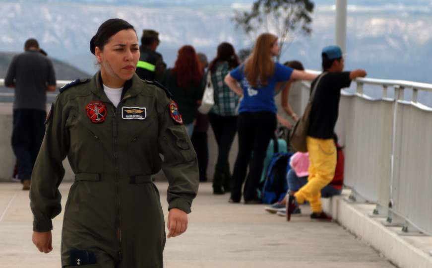 Maybeline Thoraya ruši predrasude: Prva muslimanka vojna pilotkinja