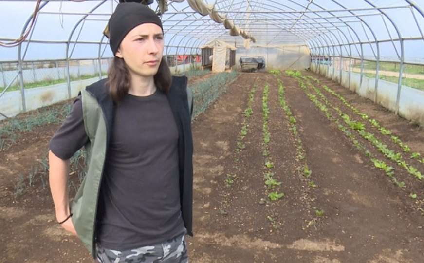 Srednjoškolac proizvodi povrće: Mladi misle da je ovo posao za "seljake"