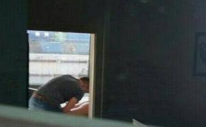 Nakon sporne fotografije: Kako su kažnjeni sekretarica, "maser" i snimatelj 