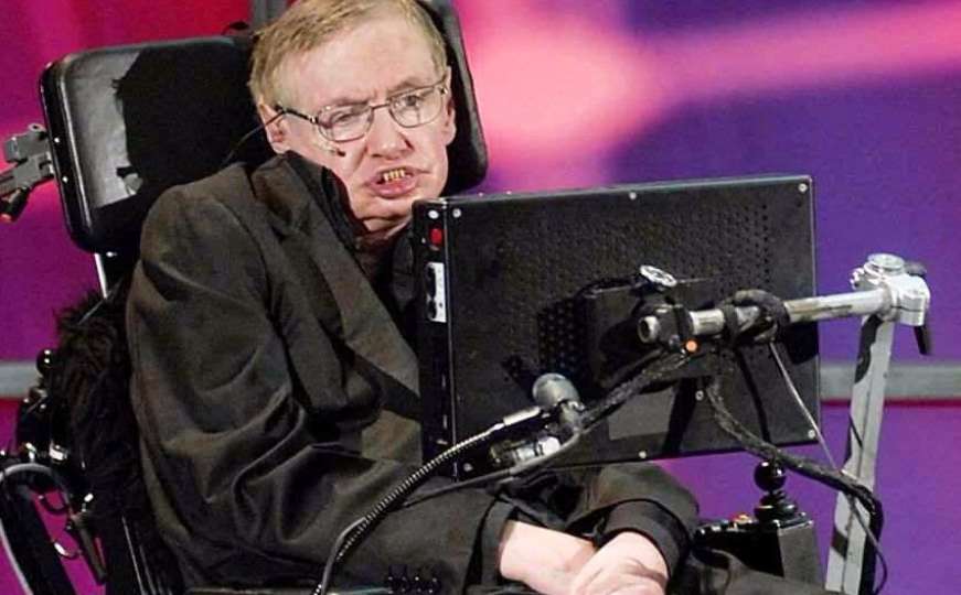 Stephen Hawking se ukazao kao hologram i poslao zabrinjavajuću poruku