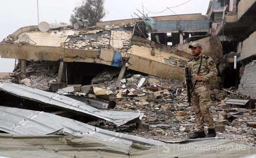Vojska u ofanzivi na rubu Starog grada u Mosulu, u obruču 400.000 civila
