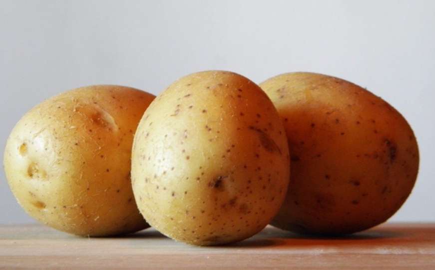 Krompir je ukusan, ali i efikasan za tijelo bez imalo bola - kako?
