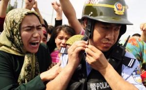 Xinjiang, u kojem živi 10 miliona muslimana: Zabranjene brade i pokrivanje lica