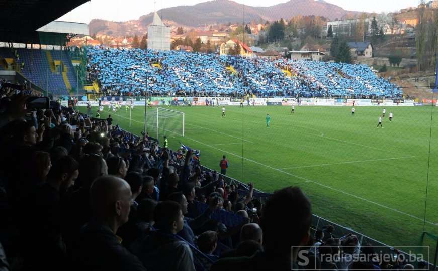 "A onda Željin stadion gledam...": Grbavica pjesmom proslavila otvaranje Istoka