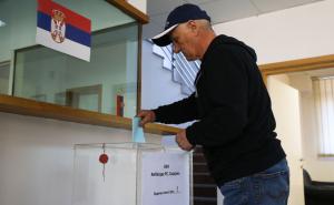 Glasa se i u Ambasadi Srbije u Sarajevu: Izlasnost još uvijek jako niska