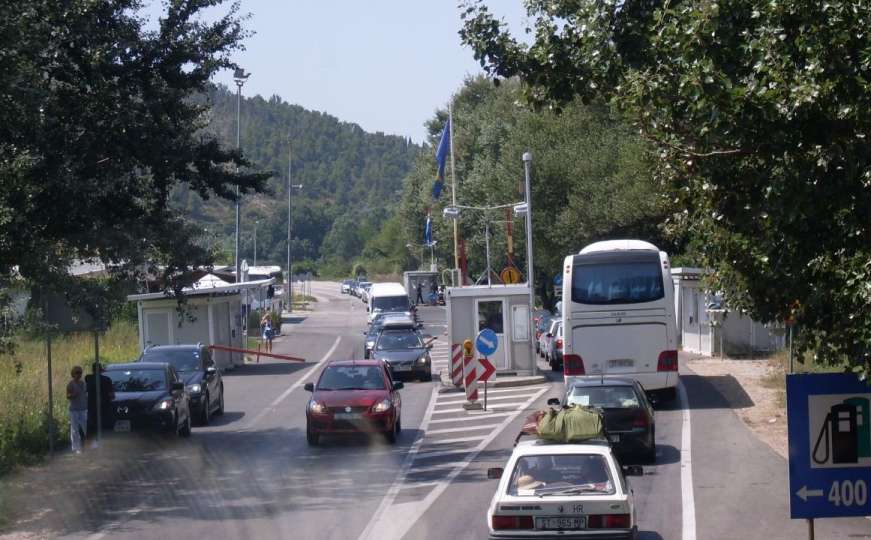 Novi propisi na granicama: Ovo trebate znati ako putujete u Hrvatsku