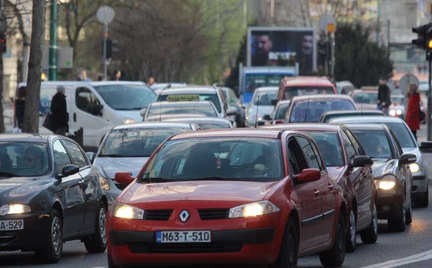 Zbog saobraćajne nesreće: Velike gužve na ulazu u Sarajevo
