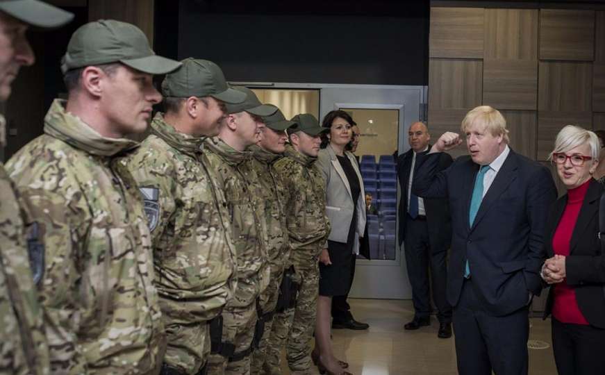 UK podržava BiH: Boris Johnson posjetio SIPA-u