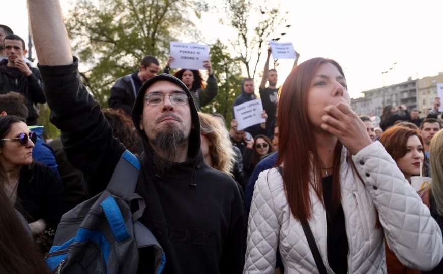 Četvrti dan protesta u Srbiji: Organizacija preko društvenih mreža