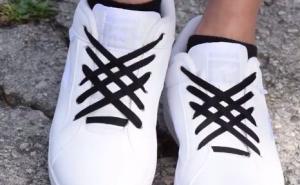 Poigrajte se s pertlama 