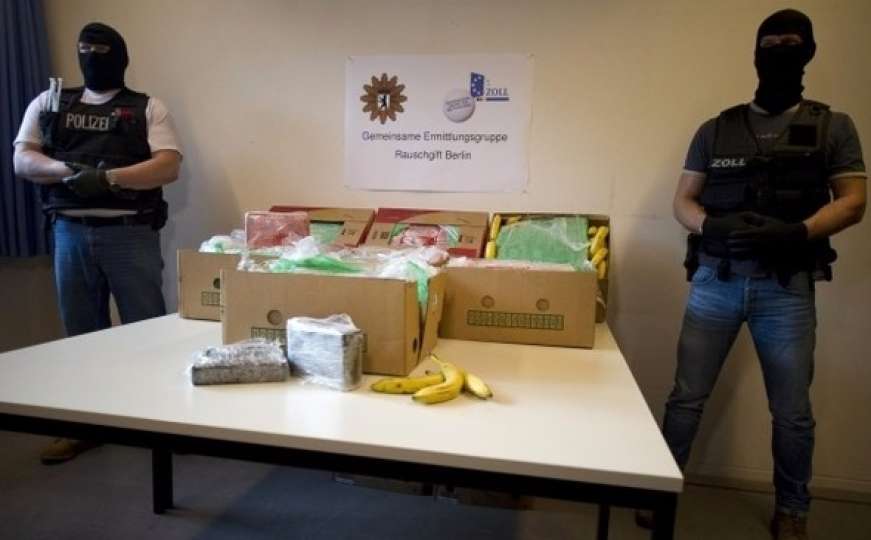 Pronađena 384 kilograma kokaina u gajbama za pakovanje banana