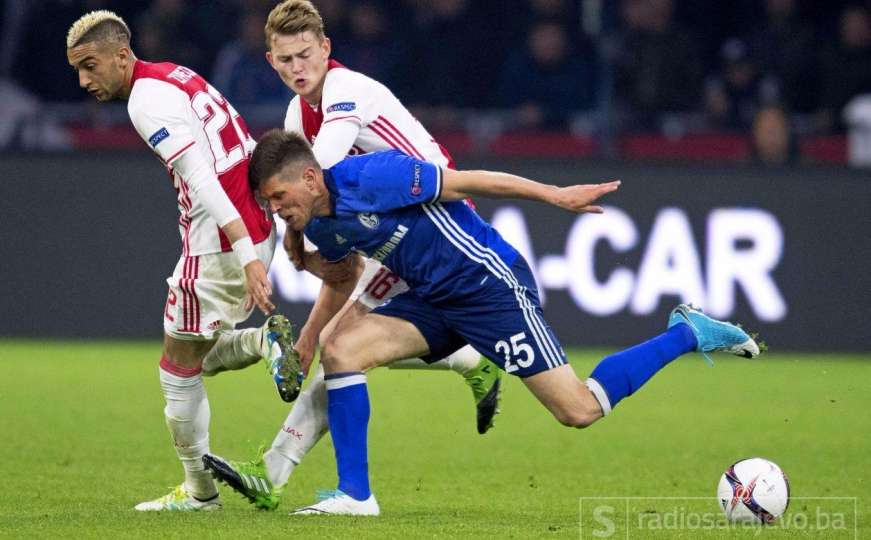 Ajax slavio nad Schalkeom, Anderlecht izvukao remi protiv Uniteda