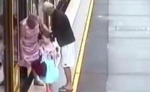 Zastrašujući video kao upozorenje roditeljima: Pazite kad putujete s djecom